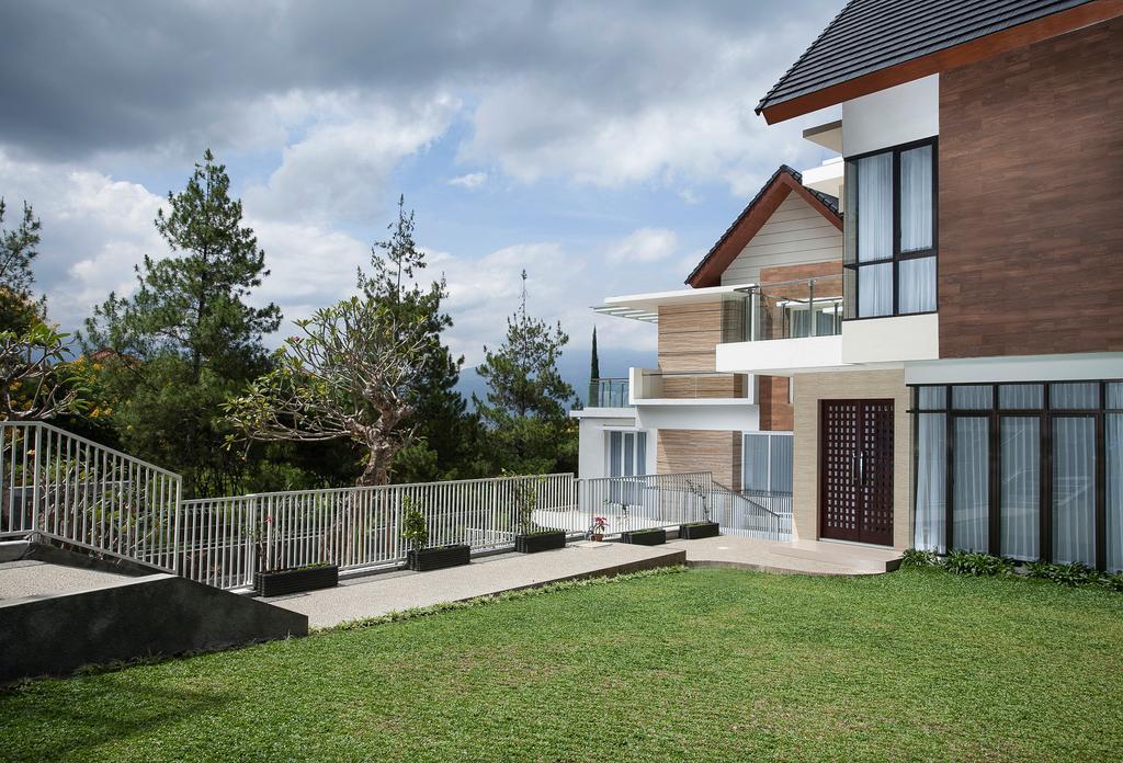 Azcarya Villa Batu  Zewnętrze zdjęcie